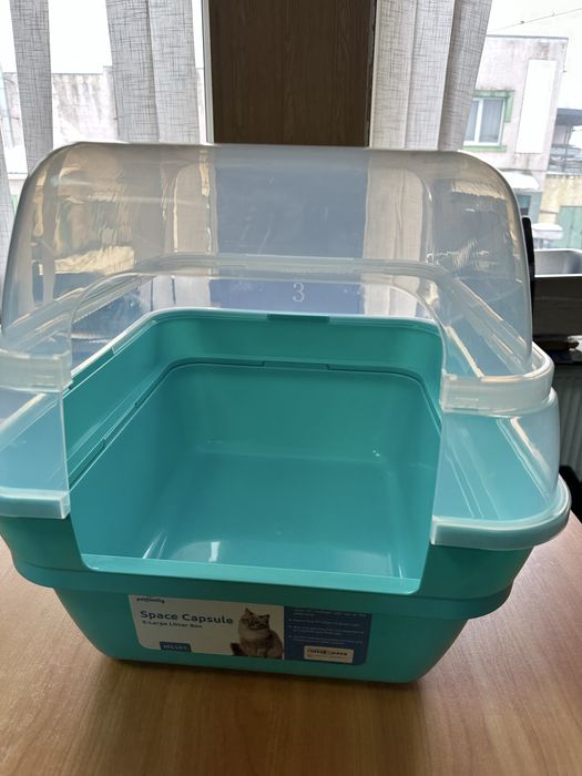 Великий закритий лоток для котів Petfamily «Space Capsule» (XL)
