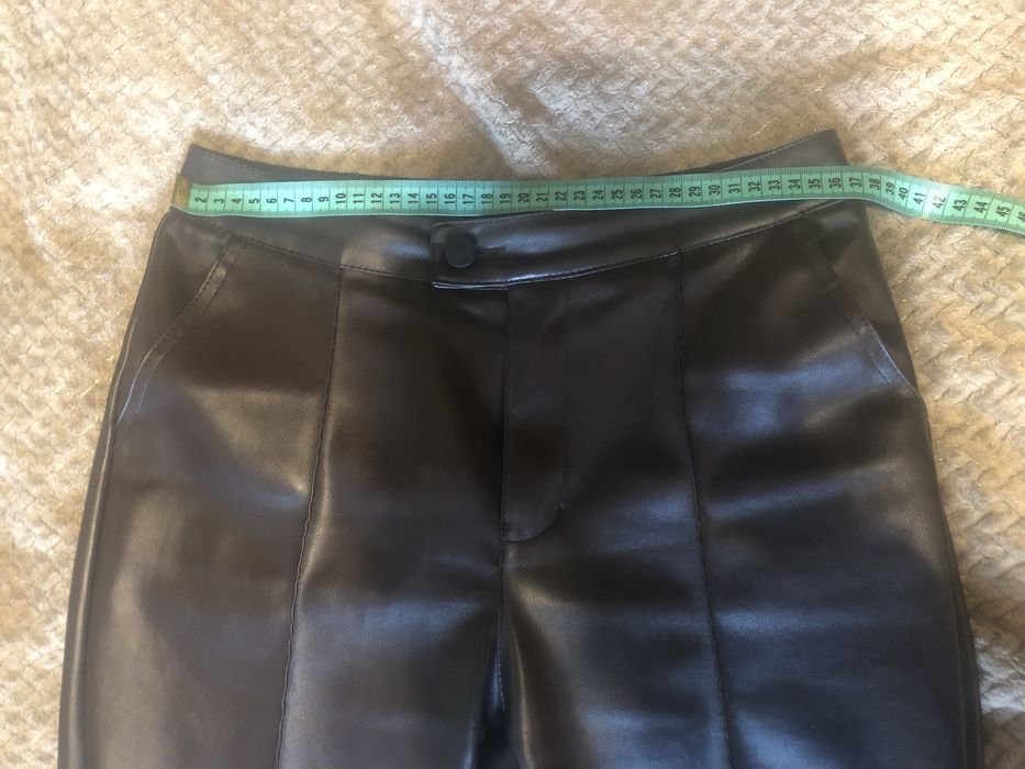 Стильні штани з кожзаму