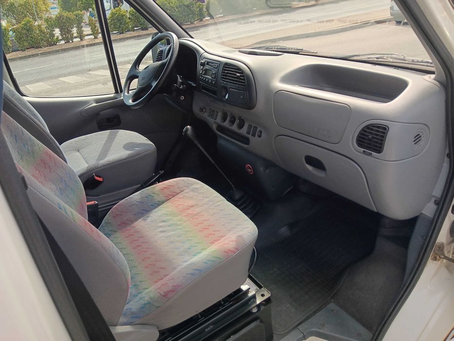 VENDO: AUTOCARAVANA Ford Transit 2.5cm3 85cv Modelo 120VAN TSE-4 Turbo Diesel