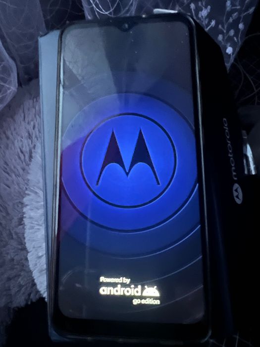 moto e20 з гарантією