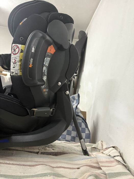 Cadeira se cintos para carro Bebe Safe