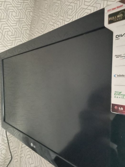 Продам телевизор большой