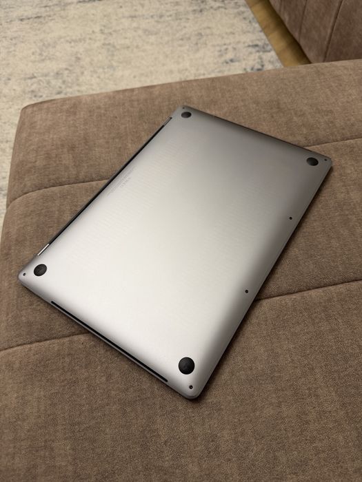 Як Новий ! Macbook pro 15 2018 / 2019 i7 2.6 / 16gb / 512gb 93% АКБ