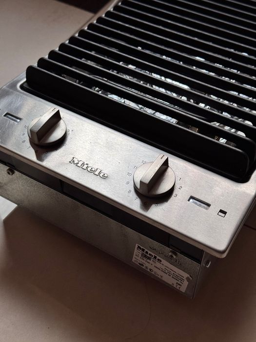 Гриль Miele CS 1312 BG нерж.сталь