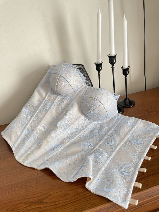 Корсет мереживний