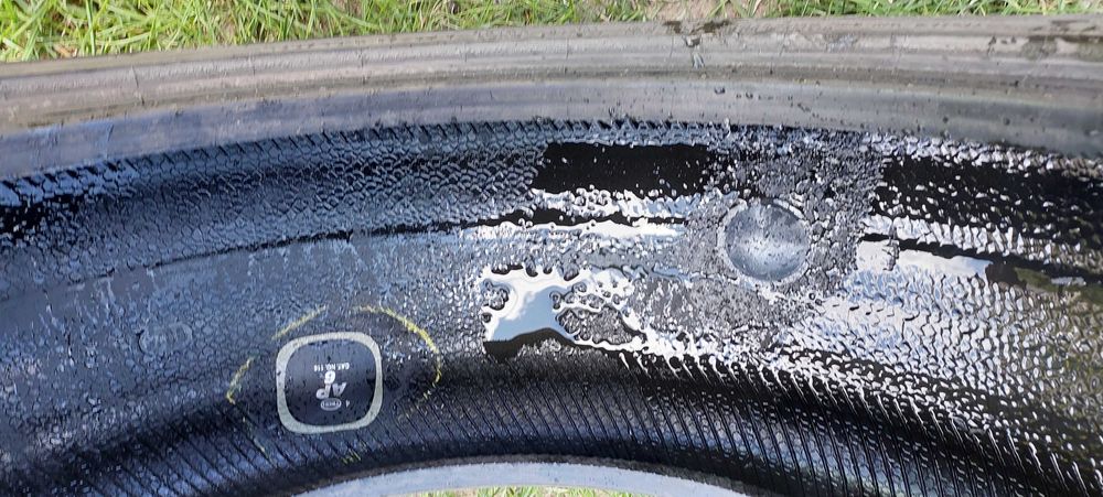 Sprzedam komplet opon letnich