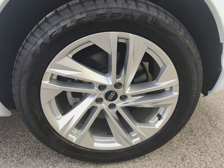 Продам власне авто Audi Q7