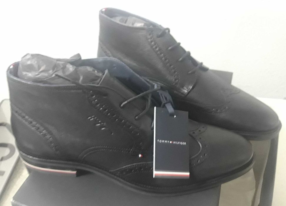 Tommy Hilfiger Botas novas c/ etiqueta 42