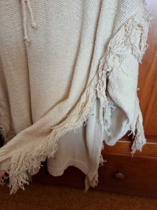Camisola estilo poncho bege Mango 93% algodão, tamanho único