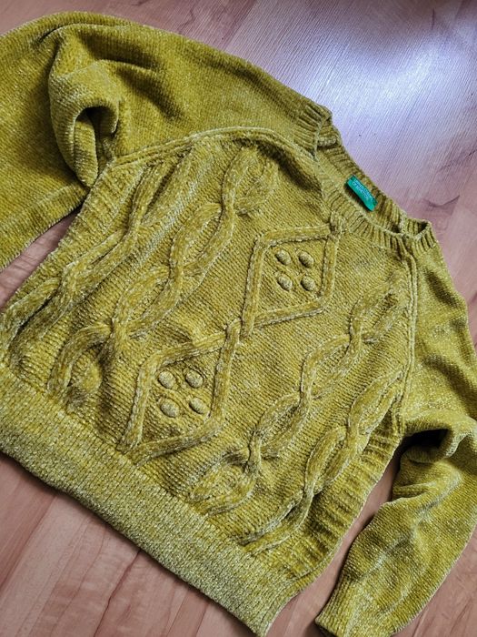 Sweter 128 ciepły milutki jak nowy bluza żółty benetton bluzka