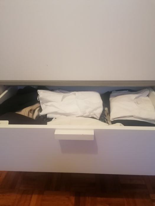 Roupeiro Ikea branco