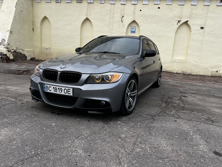 Продам BMW e91 2011год