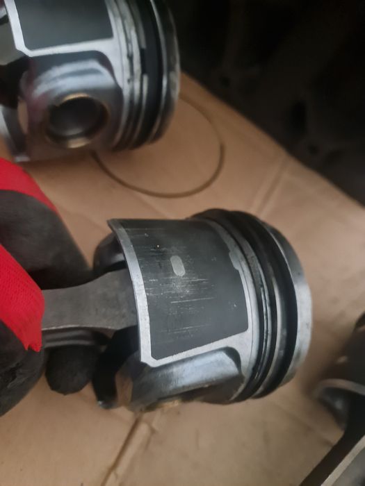 Dół silnika blok tloki ford transit 2.0 Eco blue YMR6 . 2019 rok .