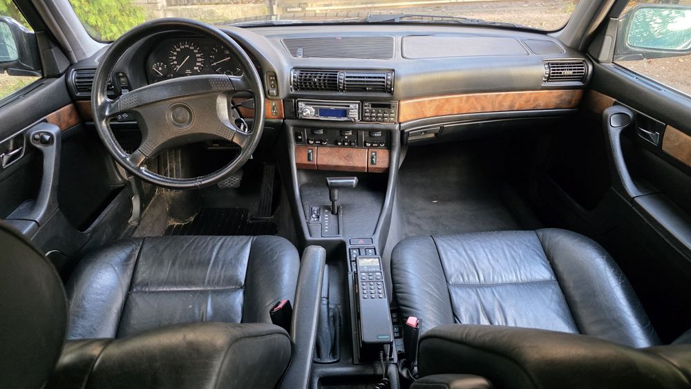 Bmw e32 730 v8 bez rdzy bezwypadkowe ładny stan Transport