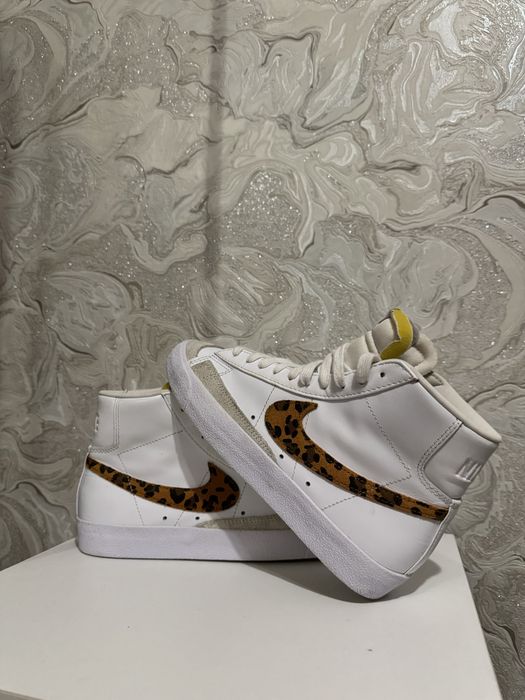 Кросівки Nike Blazer Mid '77 SE