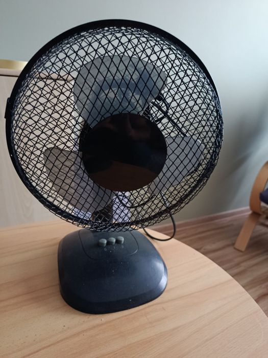 Wentylator biurkowy