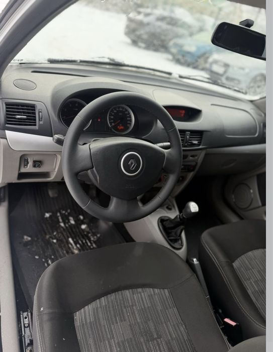 Рено симбол 2010