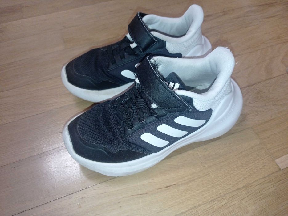 Buty dziecięce dla chłopca adidas 30
