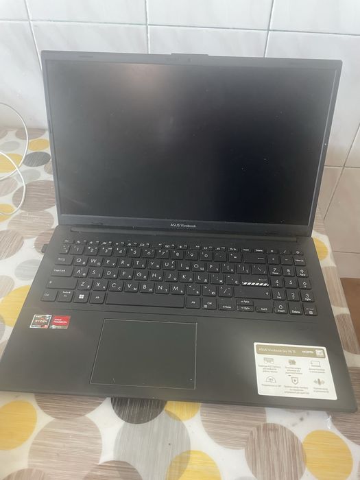 Asus vivobook 15
