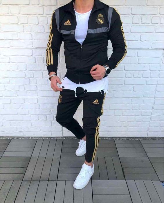 РАСПРОДАЖА! Спортивный костюм Adidas Juventus футбольный клуб черный
