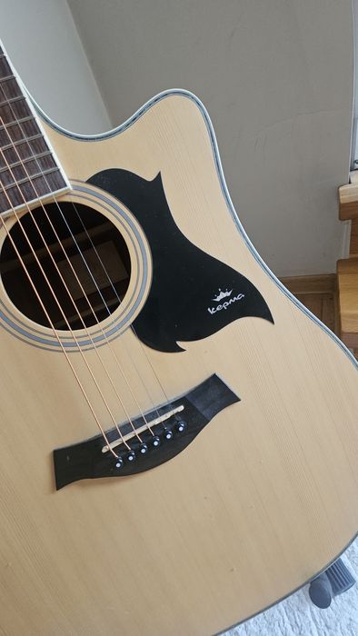 Gitara akustyczna kepma + stojak