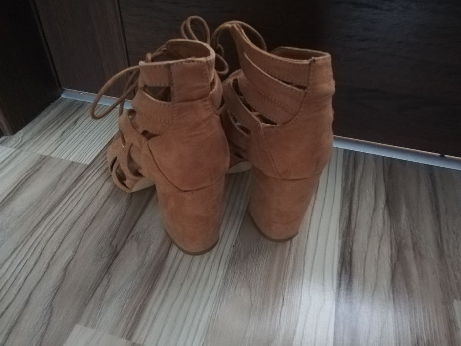 Sandałki damskie r.37