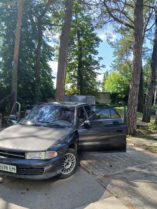 Продам Митсубиши ланцер