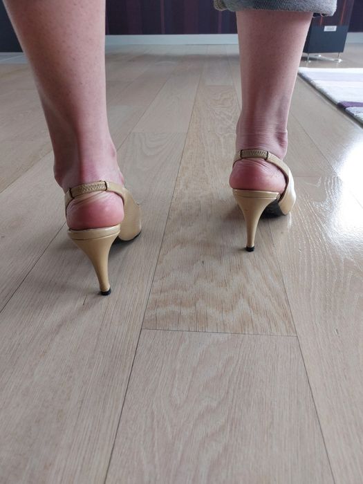 Buty na obcasie Marella