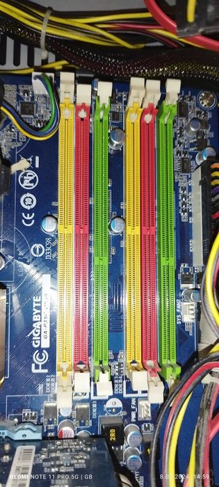 Sprzedam komputer stacjonarny