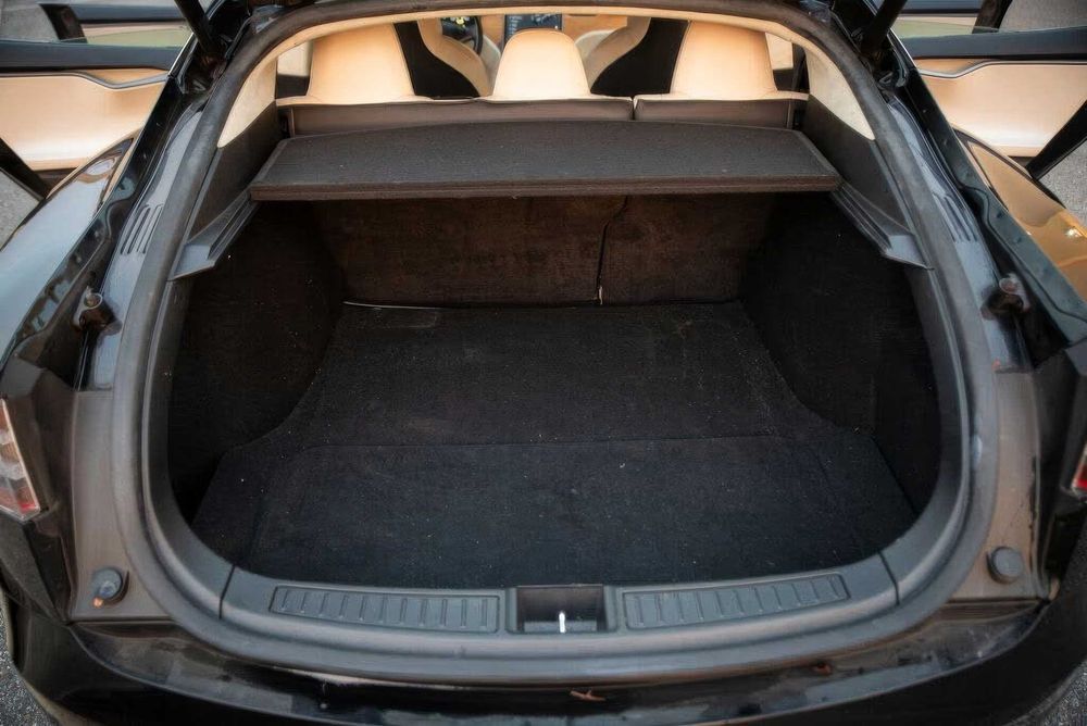 Tesla Model S 100D      2019