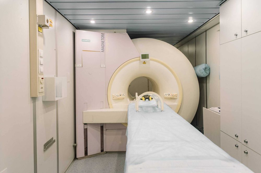 Мобільний МРТ апарат або діючий бізнес МРТ-діагностики