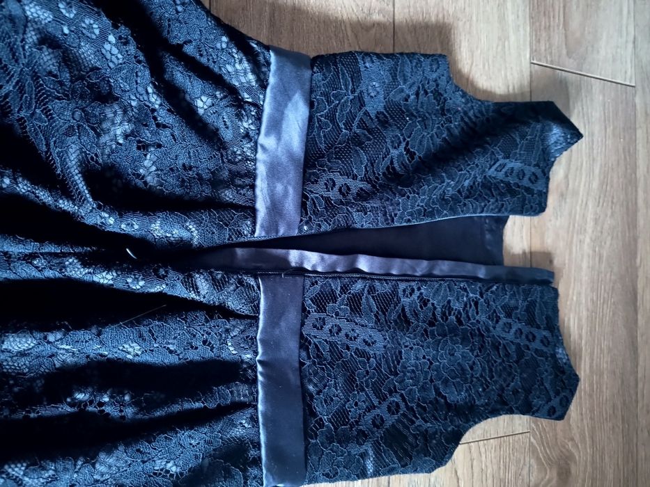 Elegancka sukienka dla dziewczynki Cool Club r. 140