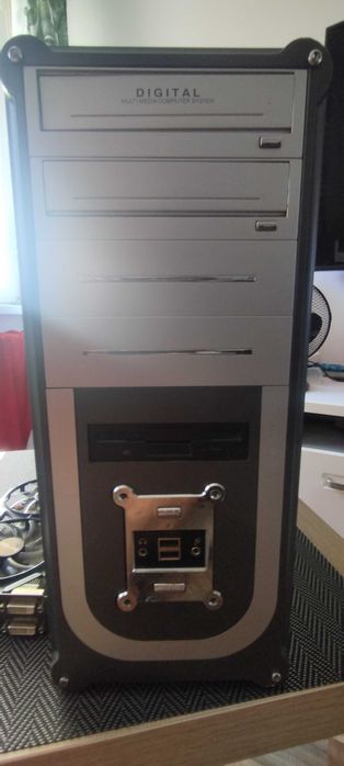 Komputer kompletny lub podzespoły