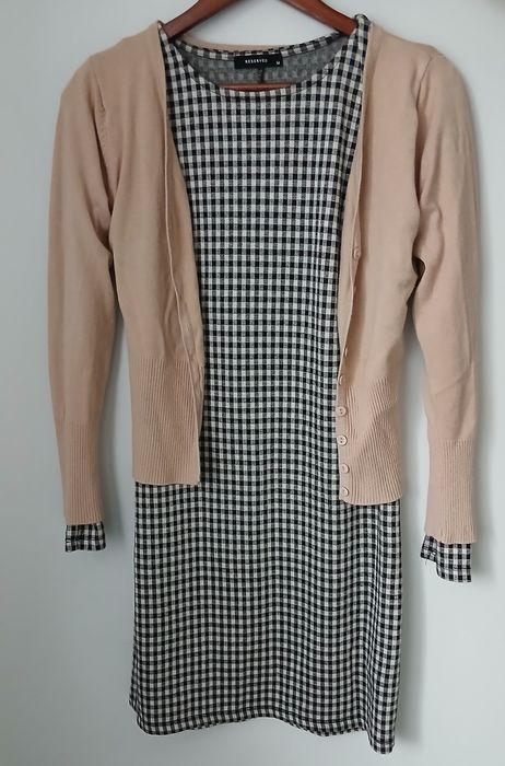 Sukienka  z sweterkiem