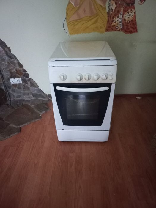 Плита газова 4 комфорна liberton LB 560W