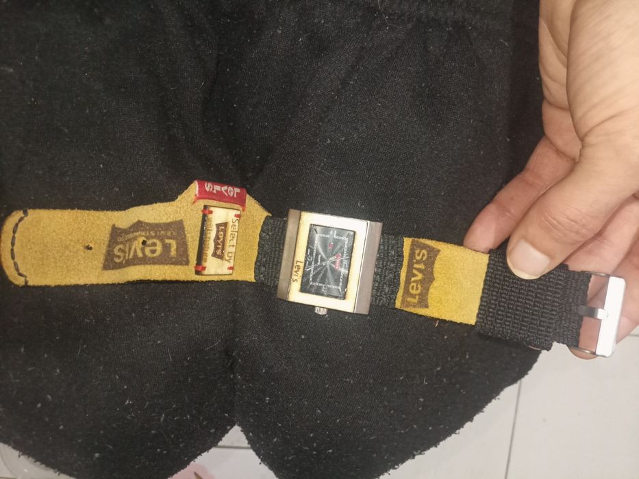 Relógio ÚNICO artesanal
