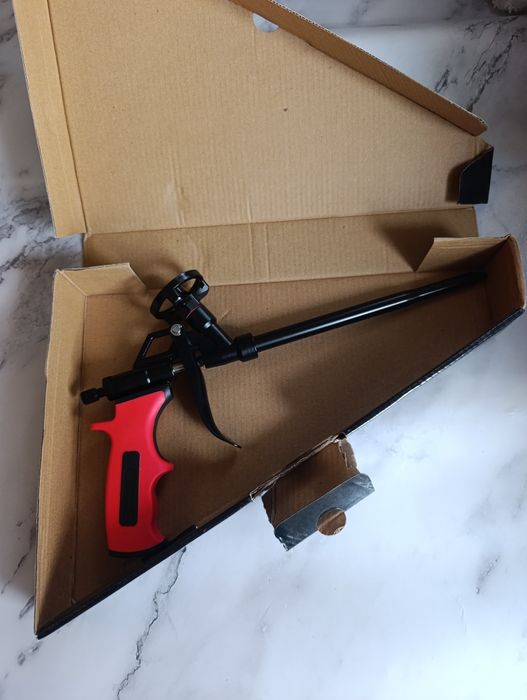 Pistolet do piany montażowej nowy