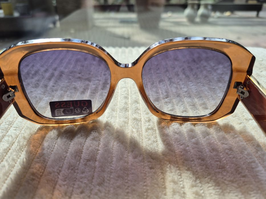 Okulary przeciwsłoneczne Guess GO 0074 47B
