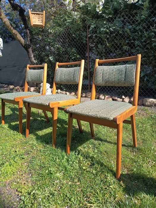Krzesła tapicerowane "JAR", PRL retro
