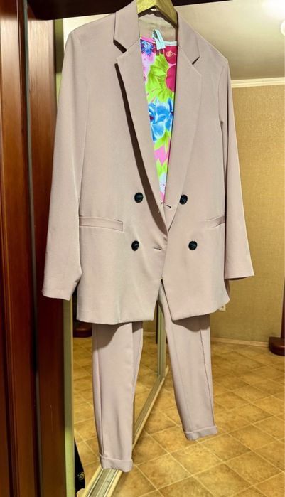 Костюм брючный Imperial