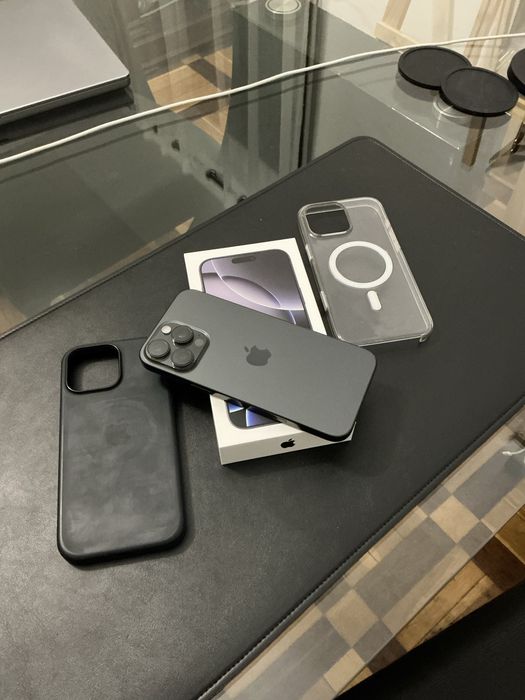 iPhone 16 Pro Max | 2 capas | 256GB | c/fatura