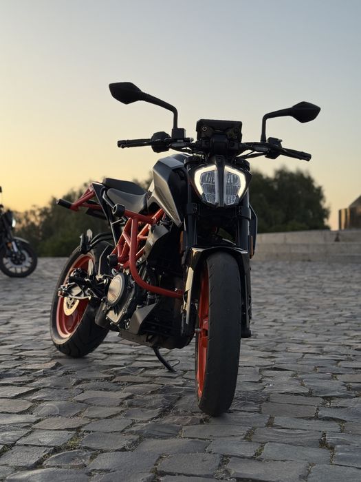 Ktm duke 390 2021