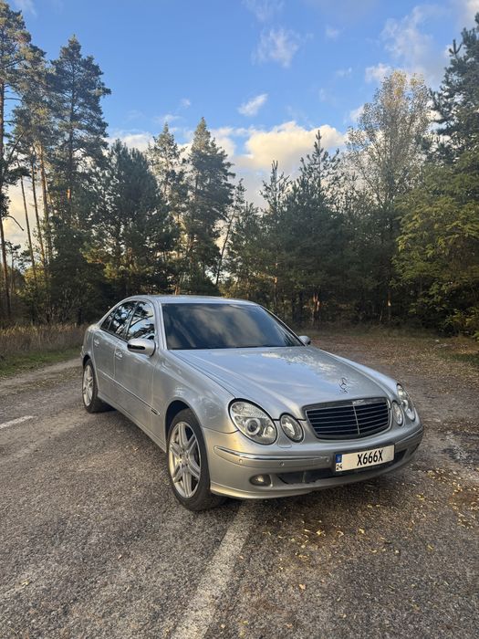 Продам Mercedes W211