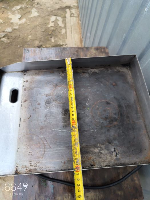 Продам жарильну поверхню , гриль.