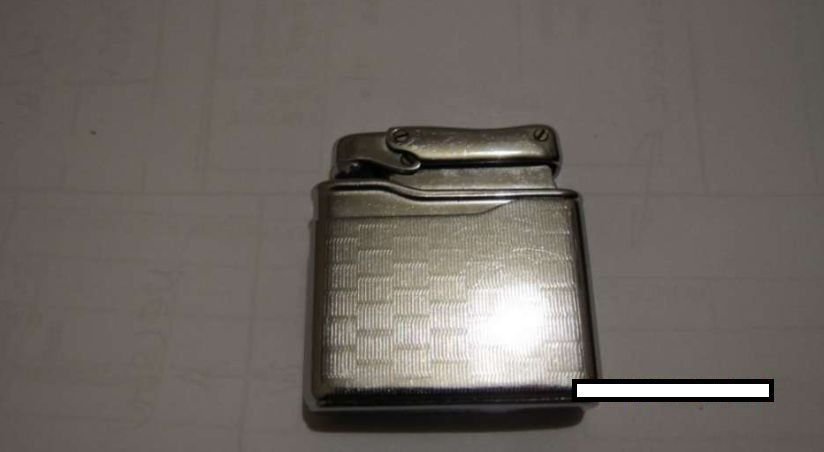 isqueiros antigos BAIXOU