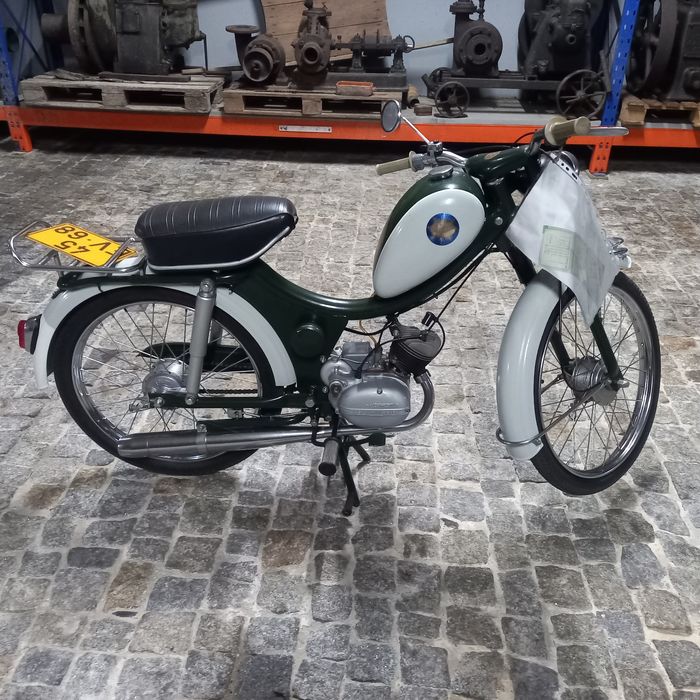Sachs Saxonette  .