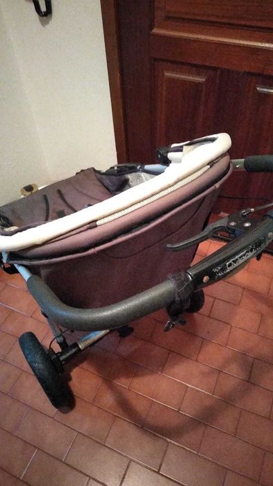 Carrinho de bebé
