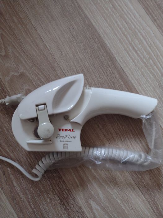 Otwieracz elektryczny tefal