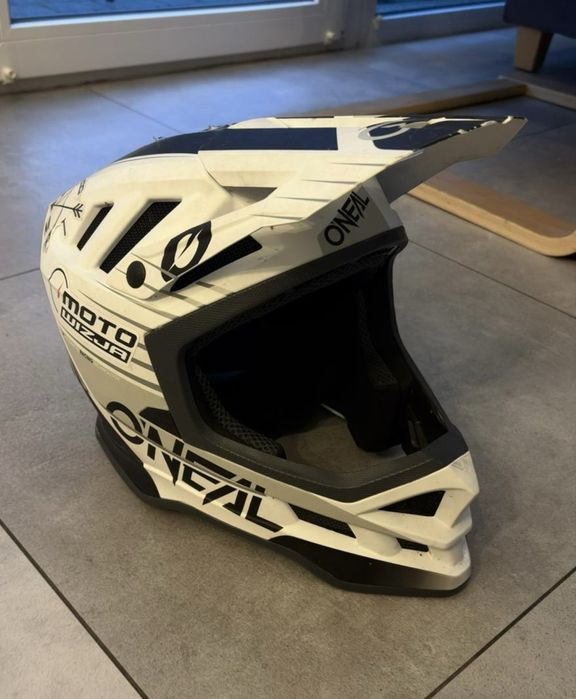 Oneal blade kask rowerowy fullface.  Używany w bdb stanie.