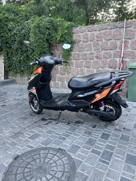 Електроскутер telbi запас до 120км (60ah)2000w